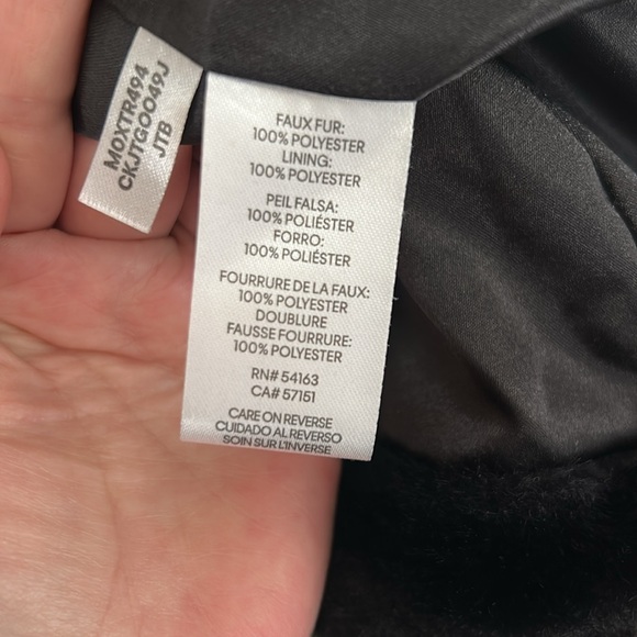 Calvin Klein Faux Fur Vest, M - Picture 7 of 9